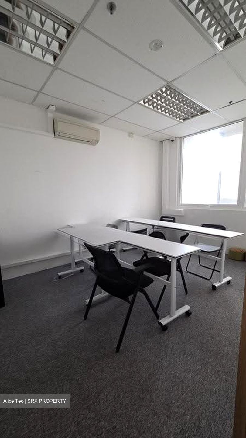Parkway Centre (D15), Office #615695021